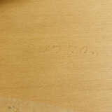 A SILVER-MOUNTED AND GUILLOCHÉ ENAMEL SYCAMORE PHOTOGRAPH FRAME - Foto 4