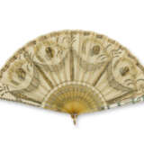 A JEWELLED TWO-COLOUR GOLD-MOUNTED TORTOISESHELL AND GUILLOCHÉ ENAMEL FAN - photo 1