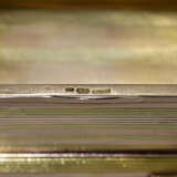 A TWO-COLOUR GOLD CIGARETTE CASE - photo 5