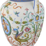 A PAIR OF FRENCH OPALINE GLASS TWO-HANDLED VASES - photo 4