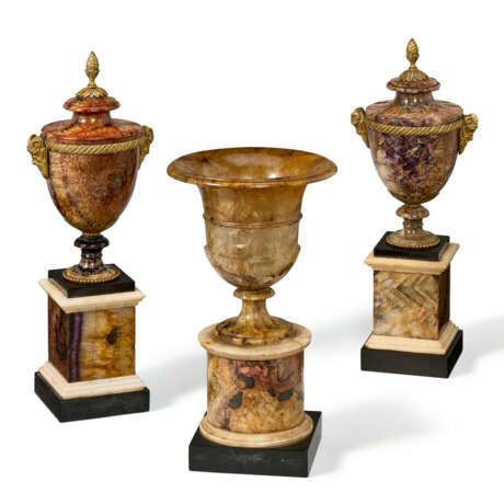 AN ASSEMBLED THREE-PIECE ORMOLU-MOUNTED BLUE JOHN AND FLUORSPAR GARNITURE - photo 1