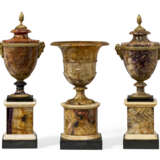 AN ASSEMBLED THREE-PIECE ORMOLU-MOUNTED BLUE JOHN AND FLUORSPAR GARNITURE - photo 2