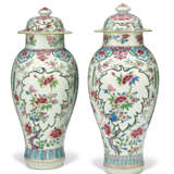 A PAIR OF CHINESE EXPORT PORCELAIN FAMILLE ROSE BALUSTER VASES AND COVERS - photo 1