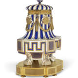 AN ORMOLU-MOUNTED SEVRES PORCELAIN 'BLEU NOUVEAU' VASE AND A COVER (VASE GREC 'A MEDAILLONS', 1ERE GRANDEUR) - photo 2