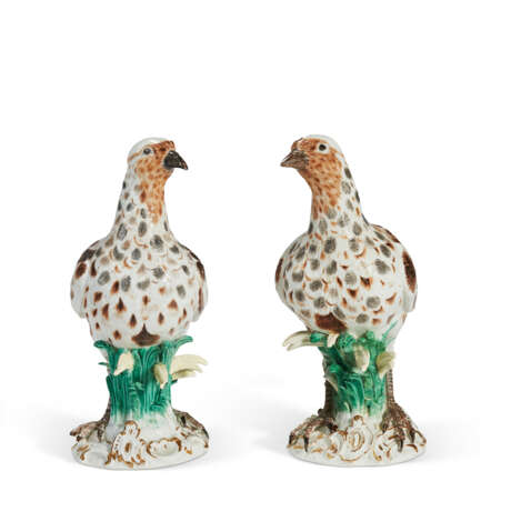 A PAIR OF MEISSEN PORCELAIN MODELS OF BIRDS - photo 1