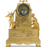 AN EMPIRE ORMOLU MANTEL CLOCK - photo 6