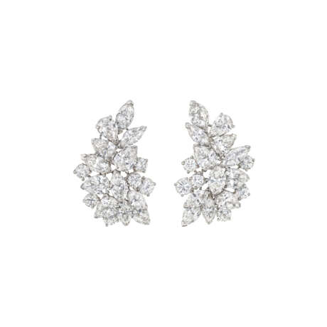 DIAMOND CLUSTER EARRINGS - photo 1