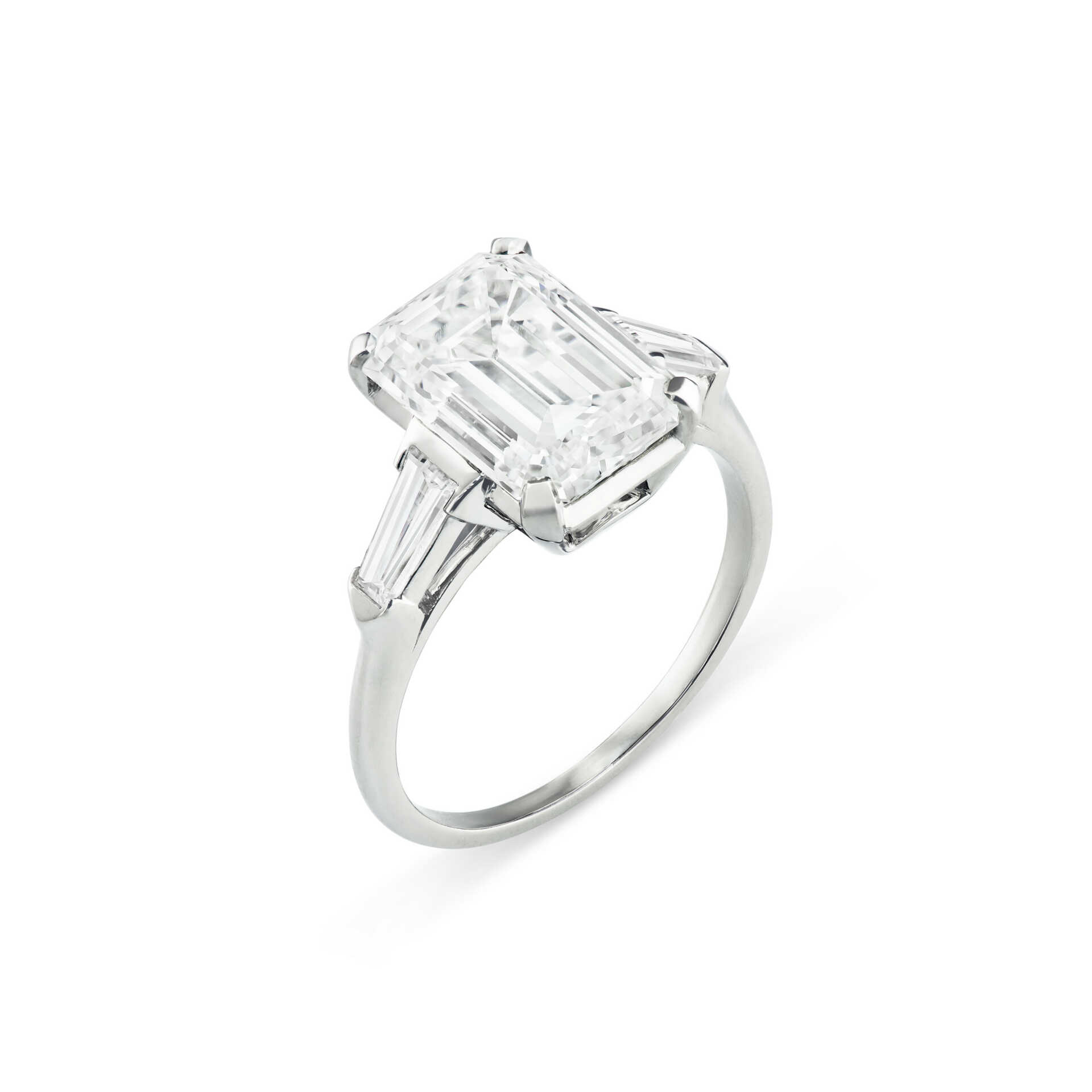 DIAMOND RING DIAMOND RING