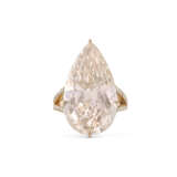 COLORED DIAMOND AND DIAMOND RING - photo 4