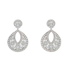 VAN CLEEF & ARPELS DIAMOND 'SNOWFLAKE' EARRINGS
