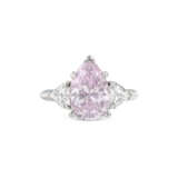 COLORED DIAMOND AND DIAMOND RING - photo 4