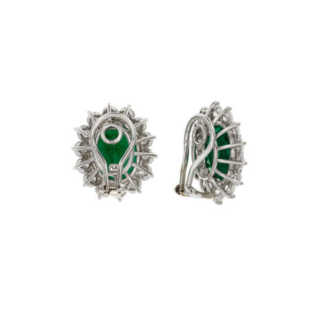 EMERALD AND DIAMOND EARRINGS - photo 4