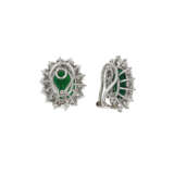 EMERALD AND DIAMOND EARRINGS - photo 4