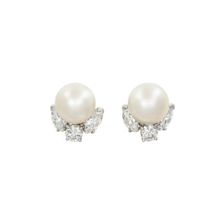 VAN CLEEF & ARPELS CULTURED PEARL AND DIAMOND EARRINGS - photo 1