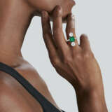 ANTIQUE EMERALD AND DIAMOND RING - photo 2