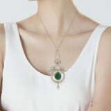 EMERALD AND DIAMOND NECKLACE - photo 2