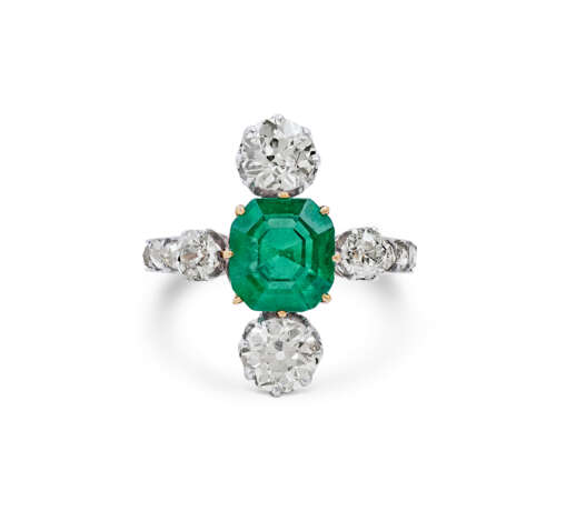 ANTIQUE EMERALD AND DIAMOND RING - Foto 4