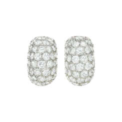 DIAMOND BOMBÉ HOOP EARRINGS