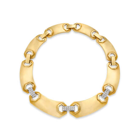 DAVID WEBB DIAMOND AND GOLD NECKLACE - photo 1