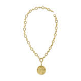 DAVID WEBB GOLD ‘ZODIAC’ PENDANT NECKLACE - photo 4