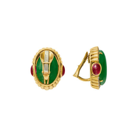 DAVID WEBB JADE, DIAMOND AND RUBY EARRINGS - Foto 3