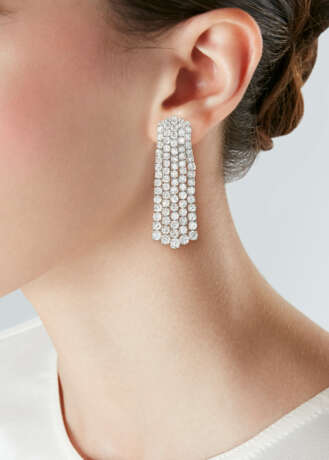 DAVID WEBB DIAMOND EARRINGS - Foto 2