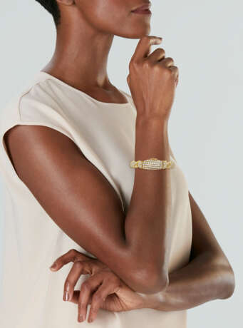 DAVID WEBB DIAMOND BRACELET - photo 2