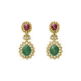 DAVID WEBB CARVED EMERALD, RUBY AND DIAMOND PENDANT EARRINGS - photo 1