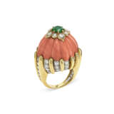DAVID WEBB CARVED CORAL, EMERALD AND DIAMOND RING - photo 1