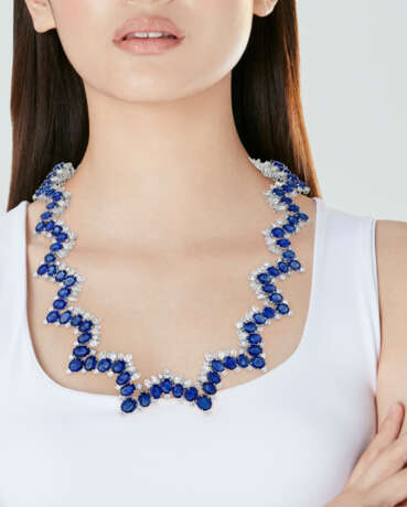SAPPHIRE AND DIAMOND NECKLACE - photo 2