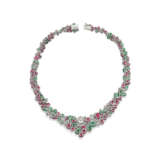 SUITE OF RUBY, EMERALD AND DIAMOND JEWELRY - photo 4