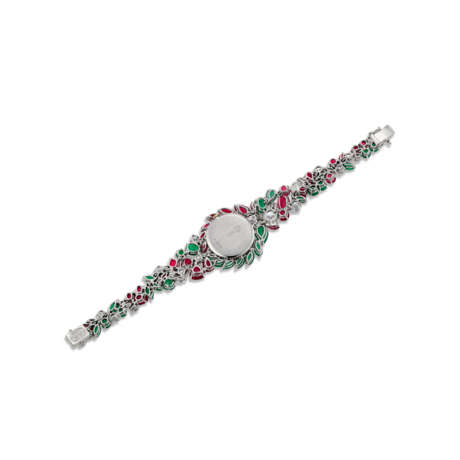 SUITE OF RUBY, EMERALD AND DIAMOND JEWELRY - photo 11