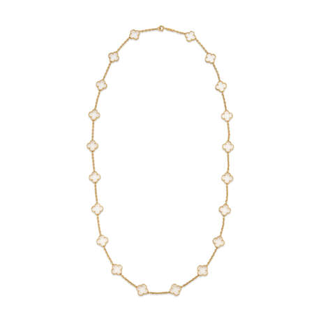 VAN CLEEF & ARPELS ROCK CRYSTAL ‘VINTAGE ALHAMBRA’ NECKLACE - photo 1