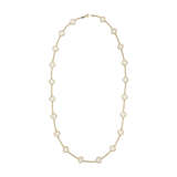 VAN CLEEF & ARPELS ROCK CRYSTAL ‘VINTAGE ALHAMBRA’ NECKLACE - photo 3