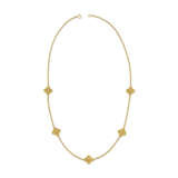 VAN CLEEF & ARPELS SET OF GOLD 'ALHAMBRA' JEWELRY - photo 4