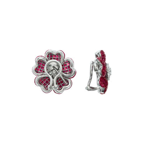 OSCAR HEYMAN & BROTHERS RUBY AND DIAMOND FLOWER EARRINGS - photo 3