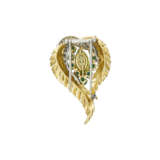 COLORED DIAMOND, EMERALD AND DIAMOND BROOCH - photo 4