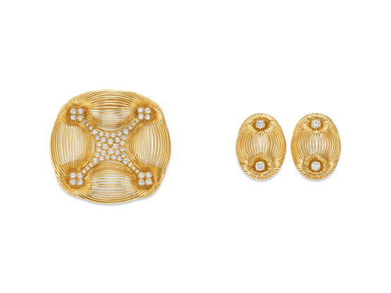 SET OF DIAMOND AND GOLD JEWELRY - Foto 1