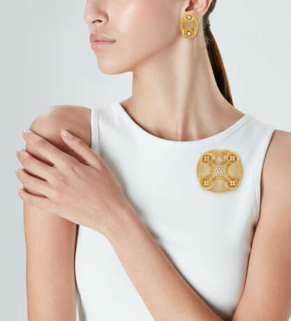 SET OF DIAMOND AND GOLD JEWELRY - Foto 2