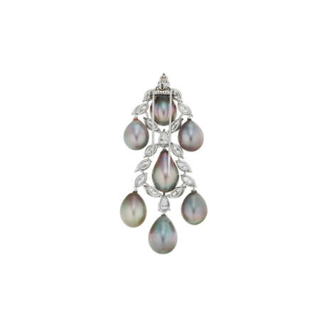 GRAFF GRAY CULTURED PEARL AND DIAMOND PENDANT-BROOCH - photo 3