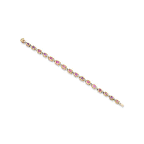 BULGARI COLORED SAPPHIRE AND DIAMOND BRACELET - photo 3
