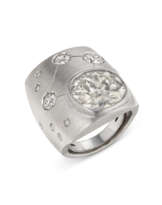 REPOSSI DIAMOND AND WHITE GOLD ‘LIBRA ASTRUM’ RING