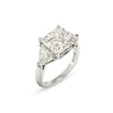 DIAMOND RING - photo 1