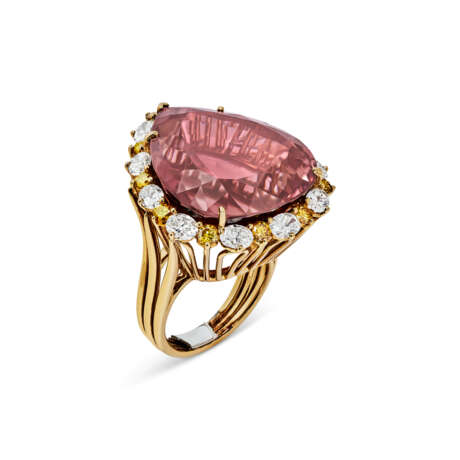 OSCAR HEYMAN & BROTHERS TOURMALINE, DIAMOND AND COLORED DIAMOND RING - Foto 4