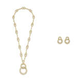 VAN CLEEF & ARPELS SET OF DIAMOND JEWELRY - photo 1