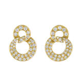 VAN CLEEF & ARPELS SET OF DIAMOND JEWELRY - photo 5