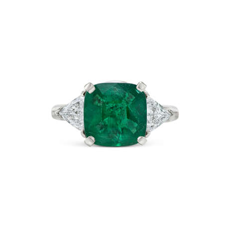 EMERALD AND DIAMOND RING - Foto 4