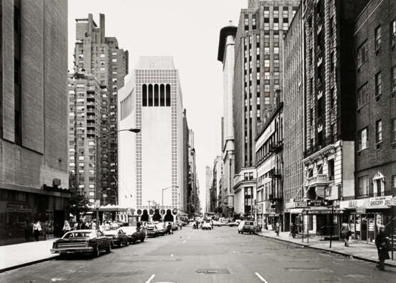 THOMAS STRUTH (B. 1954) - photo 1