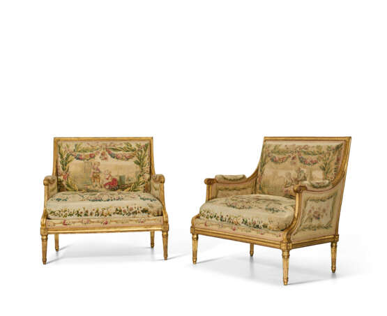 PAIRE DE MARQUISES D'ÉPOQUE LOUIS XVI - photo 1
