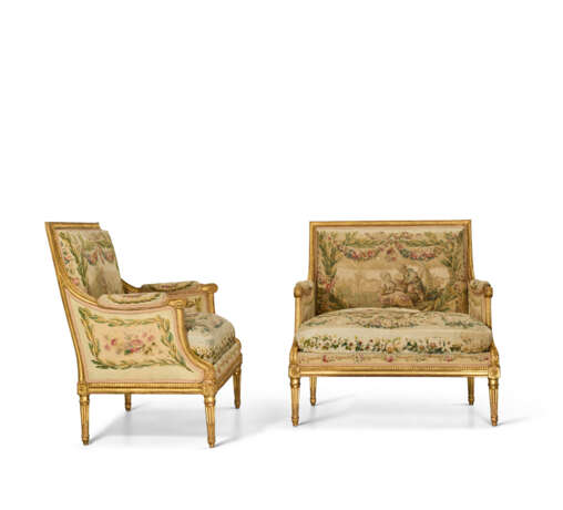 PAIRE DE MARQUISES D'ÉPOQUE LOUIS XVI - photo 4